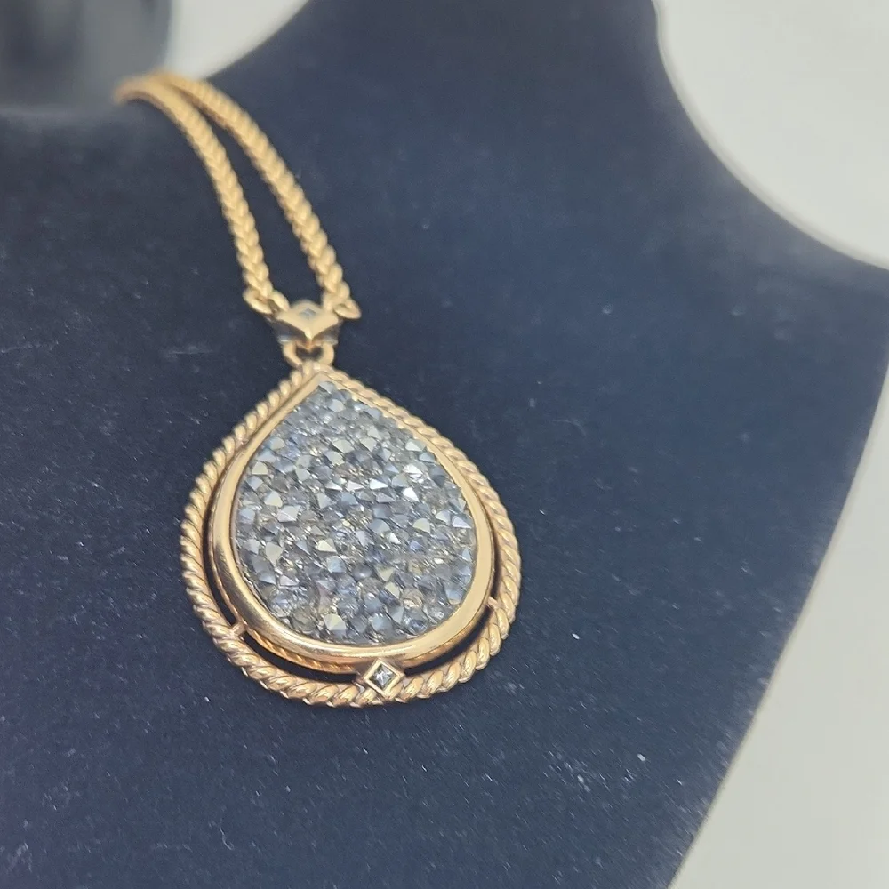 Brighton Vintage Crystal Rocks Teardrop Pendant Necklace - Picture 7 of 7